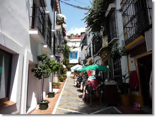 Marbella Town Center - Holidays with Rent In Marbella Villas and Apartments